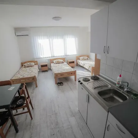 Guesthouse Tanja *