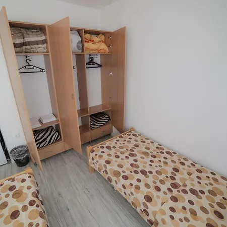 Guesthouse Tanja *